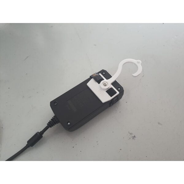 Opladerhaak Universeel (Chargerhook) Opladerhaak Universeel (Chargerhook)