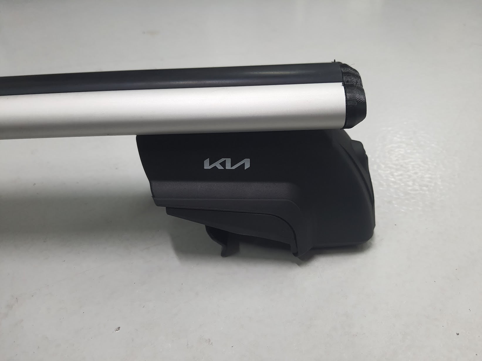 Einddoppen voor Dakdrager KIA R2211ADE00AL MontBlanc (set van 2) Einddoppen voor Dakdrager KIA R2211ADE00AL MontBlanc (set van 2)